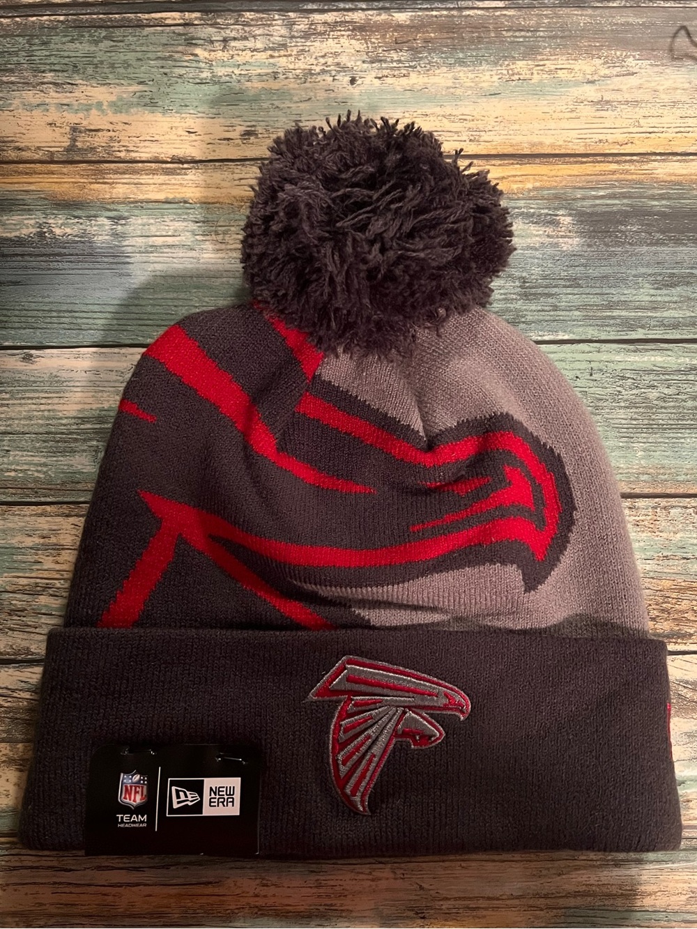 ✨ NWT New Era Atlanta Falcons Cuffed Pom Knit Beanie Hat OSFM ✨
